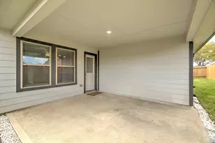 1228 Haverford Ln, Dayton, TX 77535 - Photo 33