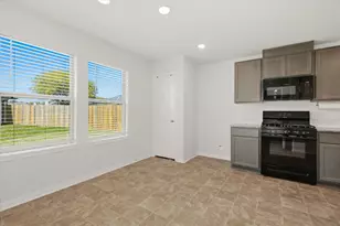 1228 Haverford Ln, Dayton, TX 77535 - Photo 13