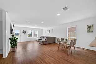 4206 Barrington Cv Ln, Baytown, TX 77521 - Photo 9