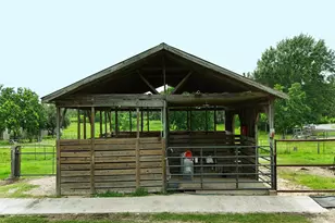 409 Moffett Springs Rd, Huntsville, TX 77320 - Photo 25