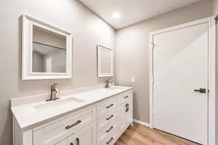 24615 Shellbrook Dr, Houston, TX 77336 - Photo 23