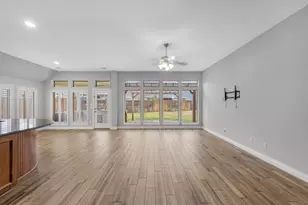 27902 Silverstream Ct, Fulshear, TX 77441 - Photo 11