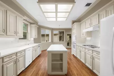 15 Hilshire Grove Lane, Houston, TX 77055 - Photo 23