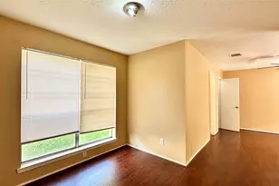 8410 Garden Parks Dr, Houston, TX 77075 - Photo 7
