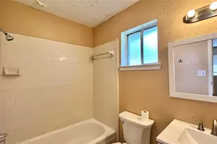 8410 Garden Parks Dr, Houston, TX 77075 - Photo 9