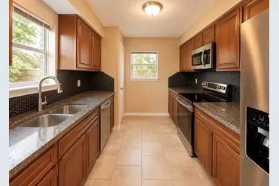 8410 Garden Parks Drive, Houston, TX 77075 - Photo 3
