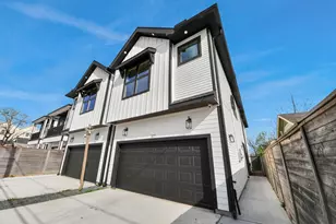 127 E 38th St, Houston, TX 77018 - Photo 5