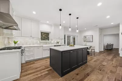 11903 Stoney Ridge Lane, Houston, TX 77024 - Photo 15