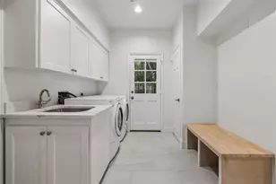 11903 Stoney Ridge Ln, Houston, TX 77024 - Photo 39
