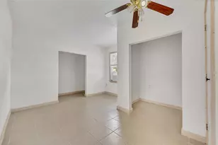 3103 Ave H, Dickinson, TX 77539 - Photo 17