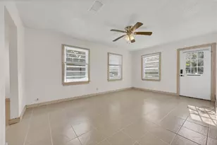 3103 Ave H, Dickinson, TX 77539 - Photo 15