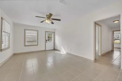 3103 Avenue H, Dickinson, TX 77539 - Photo 7