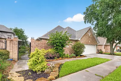 4415 Country Club View, Baytown, TX 77521 - Photo 7