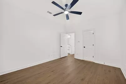 4415 Country Club View, Baytown, TX 77521 - Photo 29