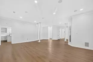 4415 Country Club View, Baytown, TX 77521 - Photo 11