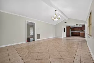9026 Concho St, Houston, TX 77036 - Photo 17
