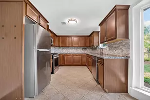 9026 Concho St, Houston, TX 77036 - Photo 9