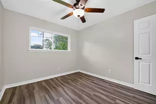 9026 Concho St, Houston, TX 77036 - Photo 39
