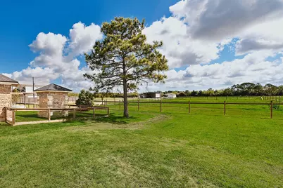 1403 Avenue L, Santa Fe, TX 77510 - Photo 13