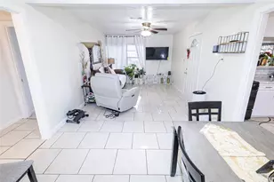 13347 Indianapolis St, Houston, TX 77015 - Photo 5