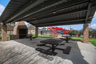 13604 Rainwater Drive, Pearland, TX 77584 - Photo 37