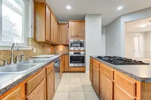 12207 Lakewood Glade Ct, Cypress, TX 77429 - Photo 19