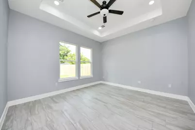 406 S Iowa Street, La Porte, TX 77571 - Photo 23