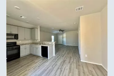 270 Cumberland Forest Drive, Magnolia, TX 77354 - Photo 5