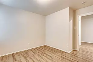 1355 Lariat Rdg Trl, Houston, TX 77049 - Photo 9