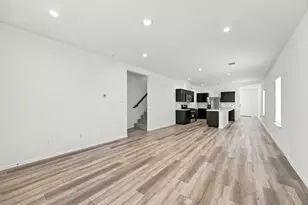 12219 Ridge River Ln, Houston, TX 77067 - Photo 11