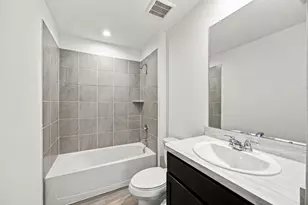 12219 Ridge River Ln, Houston, TX 77067 - Photo 23