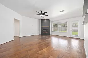 6026 Indian Creek, Missouri City, TX 77459 - Photo 13
