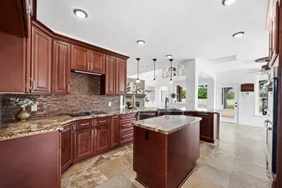 7211 Savannah Glen Lane, Richmond, TX 77469 - Photo 7
