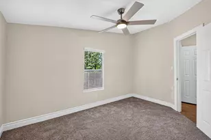 2426 N Battlebell Rd, Highlands, TX 77562 - Photo 43