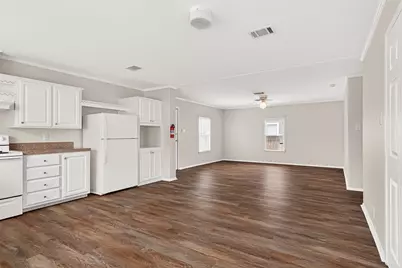 11918 Greensbrook Forest Drive, Houston, TX 77044 - Photo 15