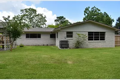 4725 9th Street #A, Bacliff, TX 77518 - Photo 27