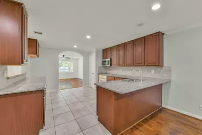 4725 9th Street #A, Bacliff, TX 77518 - Photo 7