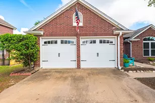 6415 Avenel Dr, Pasadena, TX 77505 - Photo 3