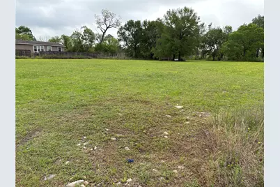 330 Victoria Drive, Houston, TX 77022 - Photo 1