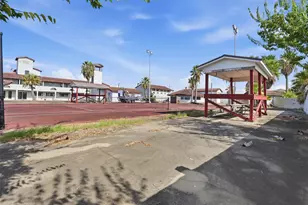 1500 Blue Water Dr, Freeport, TX 77541 - Photo 13