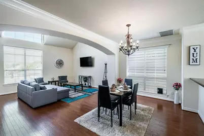 3210 Clearview Circle, Houston, TX 77025 - Photo 7