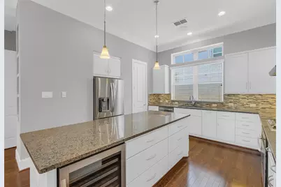 714 N Shepherd Drive, Houston, TX 77007 - Photo 11