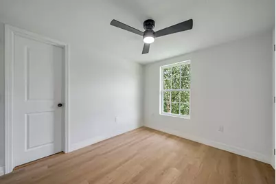 411 Avenue A #7, La Marque, TX 77568 - Photo 9