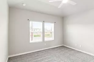 2186 Shady Pier Dr, Kemah, TX 77565 - Photo 9