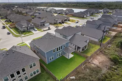 414 Kendall Crest Dr Drive, Alvin, TX 77511 - Photo 11