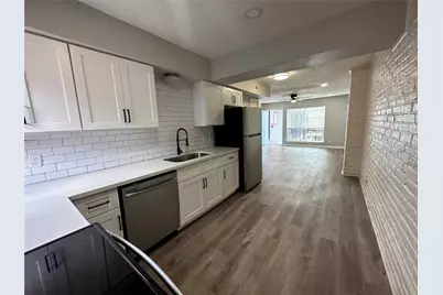 9711 Linkmeadow Lane #11, Houston, TX 77025 - Photo 7