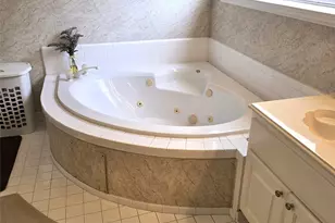 2431 Oyster Loop Dr, Sugar Land, TX 77478 - Photo 11