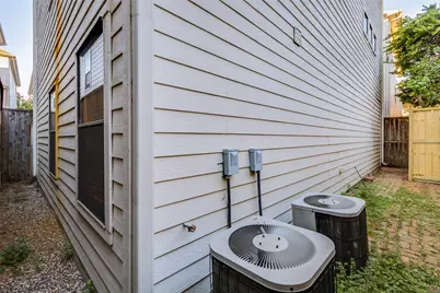 609 Lester Street, Houston, TX 77007 - Photo 27