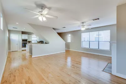 609 Lester Street, Houston, TX 77007 - Photo 9