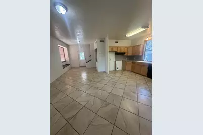 1214 E Alamo, Brenham, TX 77833 - Photo 3